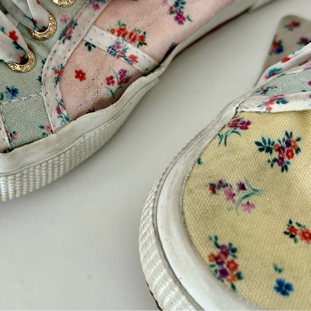 Superga 2750 Flower Sneakers Mixed Pastel Flower Print Canvas Lace-Up Trainer 8 - Picture 11 of 12
